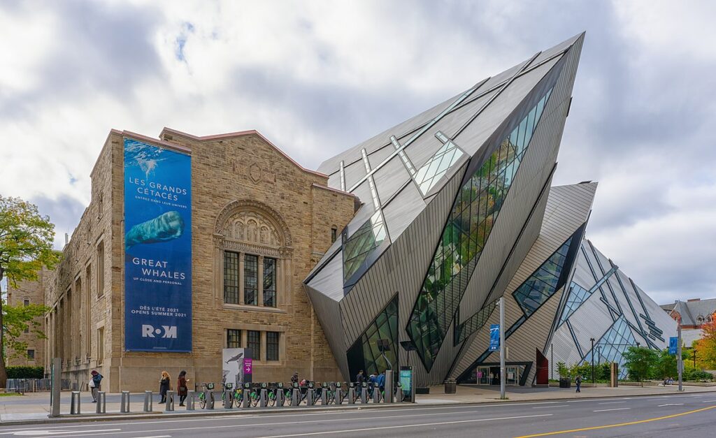 Ultimate Guide to Top 5 Things to do in Toronto - Royal Ontario Museum in Fall 2021 , toronto